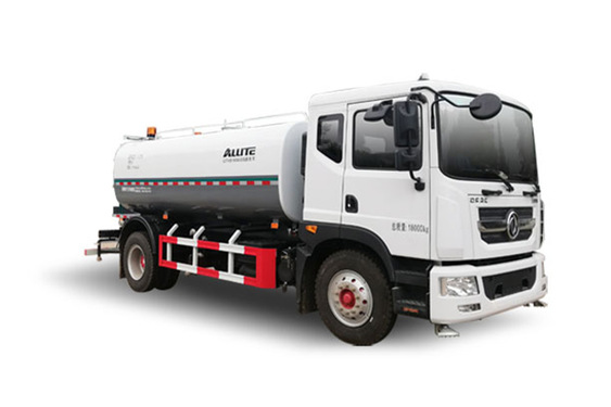 同辉汽车 QTH5183GSS 国六洒水车
